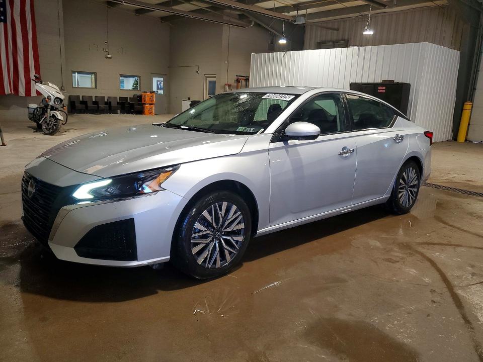 2023 Nissan Altima VIN 1N4BL4DV2PN323997 COPART salvage auction — SIDE, Pa - Certificate Of Salvage, sold $7,500 on 2026-07-23 (photo 1)
