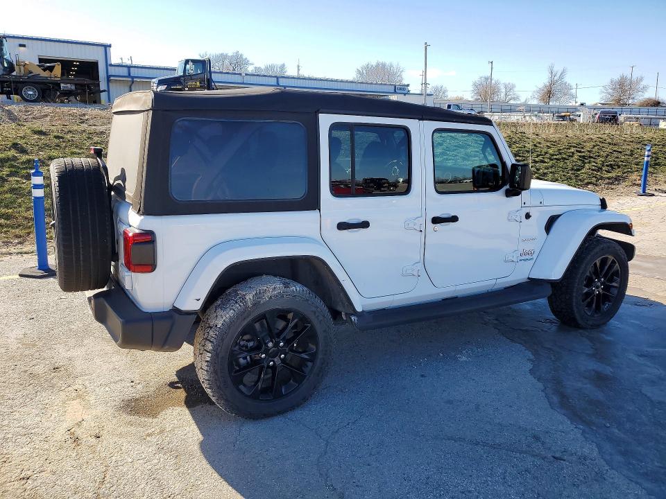 2021 Jeep Wrangler / VIN 1C4JJXP65MW781881 COPART salvage auction — MINOR DENT/SCRATCHES, Mo - Certificate Of Title, sold $11,600 on 2026-07-09 (photo 3)