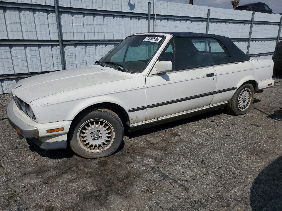 1989 BMW 3er VIN WBABB2308KEC17120 COPART salvage auction — MINOR DENT/SCRATCHES, Id - Salvage Certificate Of Title, sold $1,150 on 2026-08-20 (photo 1)
