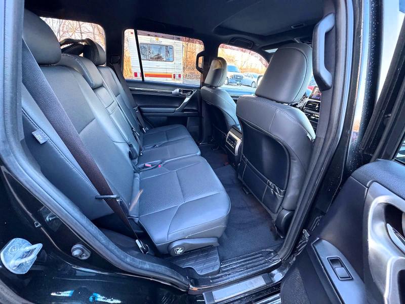 2023 Lexus Gx VIN JTJAM7BX4P5361687 COPART salvage auction — MINOR DENT/SCRATCHES, In - Certificate Of Title, sold $38,500 on 2026-07-17 (photo 8)