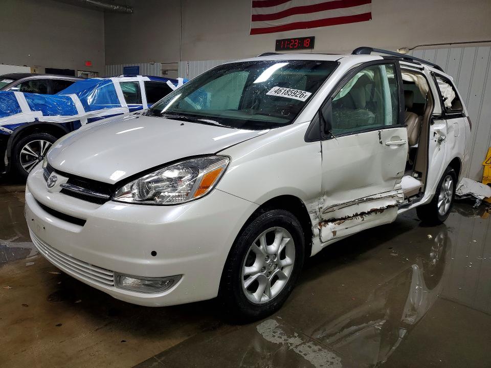 2004 Toyota Sienna VIN 5TDBA22C34S016916 COPART salvage auction — SIDE, Il - Salvage Certificate, sold $1,350 on 2026-07-14 (photo 1)