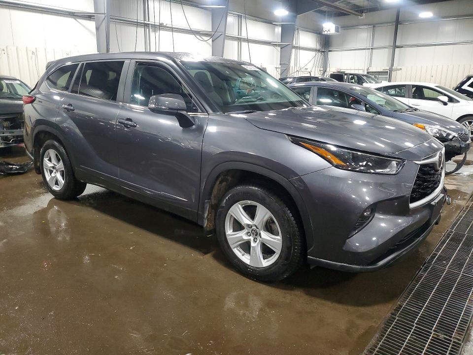 2023 Toyota Highlander VIN 5TDKDRAH8PS502915 COPART salvage auction — REAR END, Mn - Cert Of Title-Salvage, sold $12,600 on 2026-07-02 (photo 4)