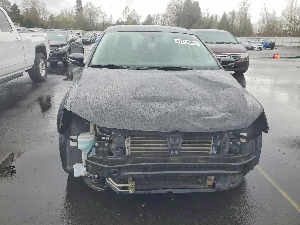 2017 Volkswagen Jetta VIN 3VWDB7AJ7HM272966 COPART salvage auction — FRONT END, Or - Lien Papers Salvage, sold $2,500 on 2026-08-17 (photo 5)