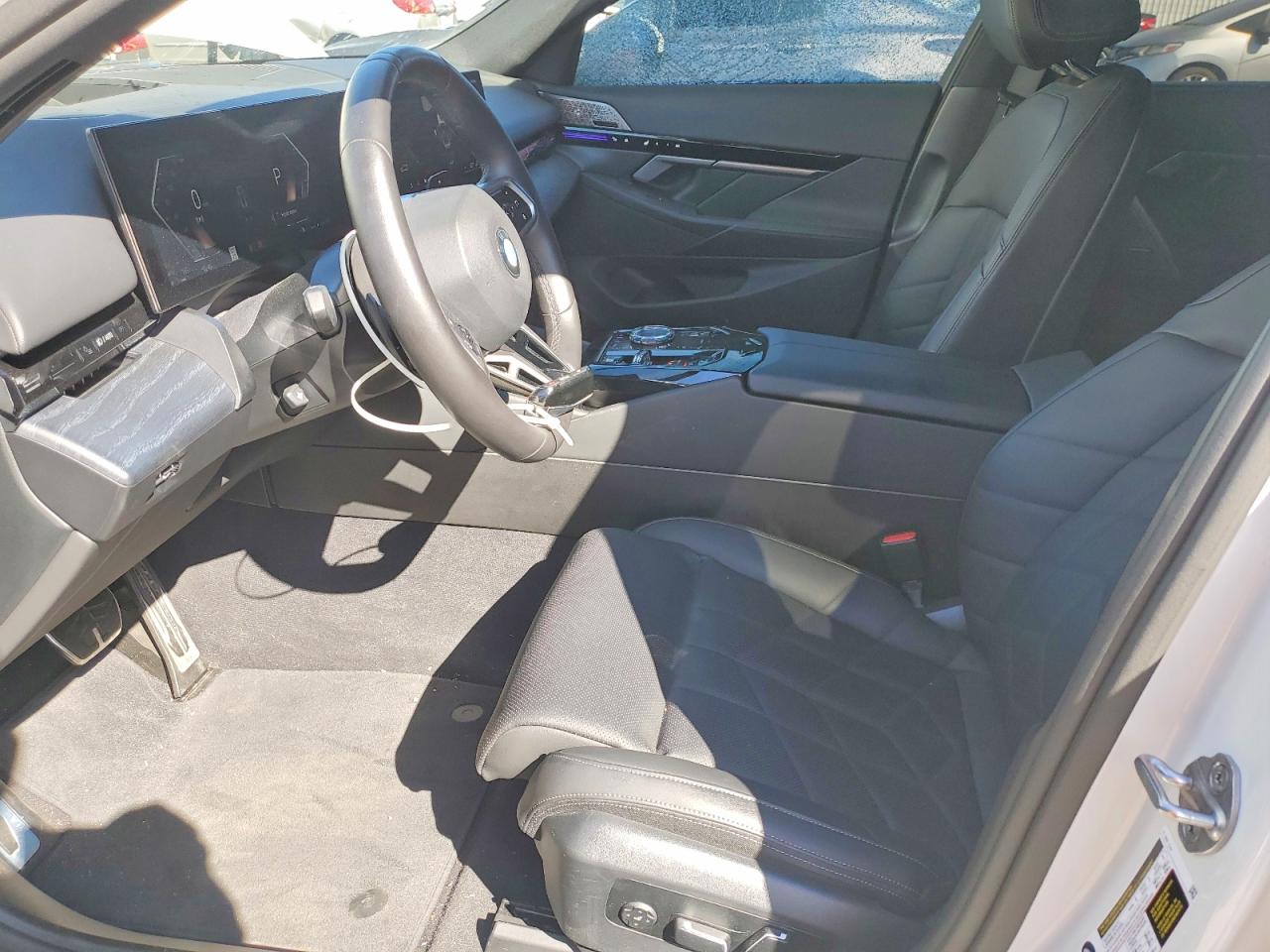 2024 BMW 5 Series VIN WBA43FJ07RCS27365 COPART salvage auction — Side, CA - SALVAGE CERTIFICATE, sold $37,750 on 2026-06-26 (photo 7)