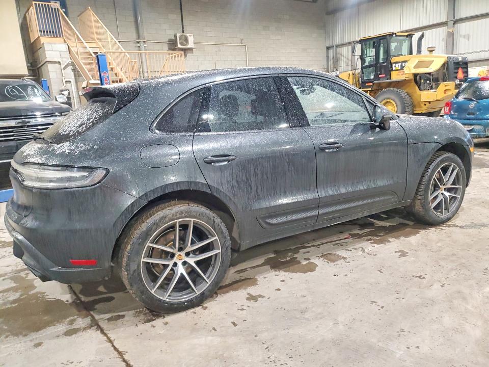 2024 Porsche Macan VIN WP1AA2A52RLB08640 COPART salvage auction — FRONT END, Qc - Gravement Accidente, sold $25,000 on 2026-07-14 (photo 3)