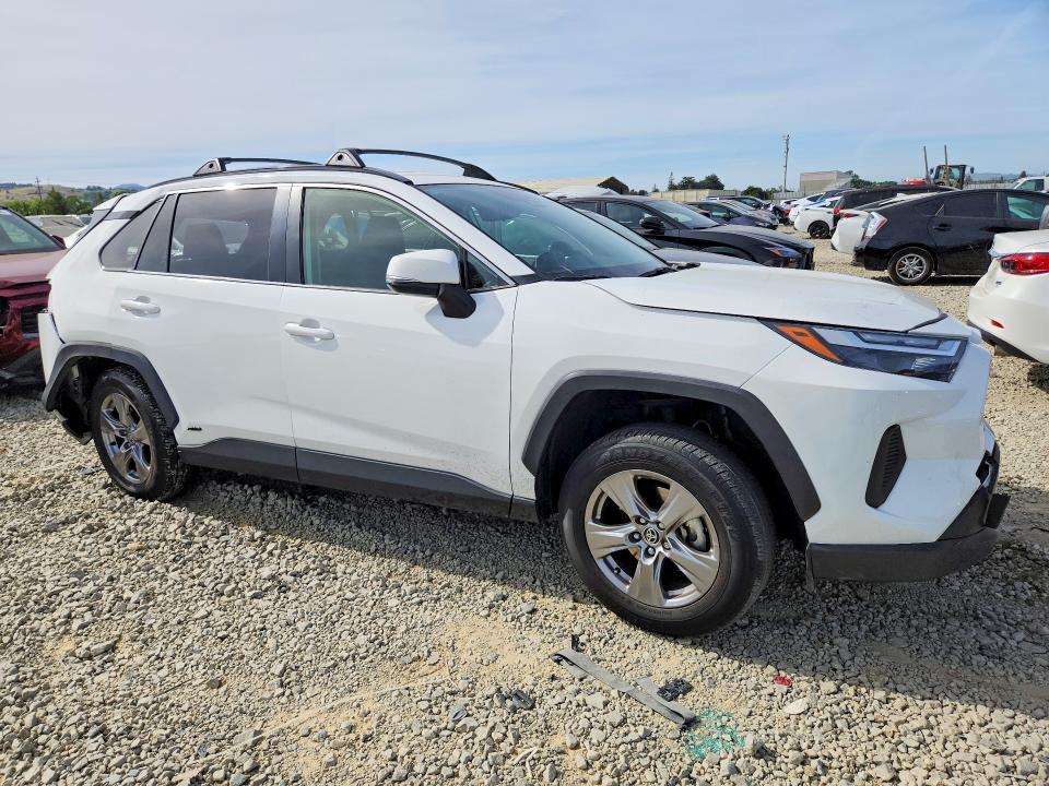 2025 Toyota Rav 4 VIN JTMMWRFV0SD284815 COPART salvage auction — REAR END, CA, sold $9,800 on 2026-07-16 (photo 4)