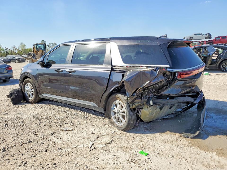 2024 Kia Carnival VIN KNDNB4H30R6433902 COPART salvage auction — REAR END, Tx - Salvage Vehicle Title, sold $7,000 on 2026-07-10 (photo 2)