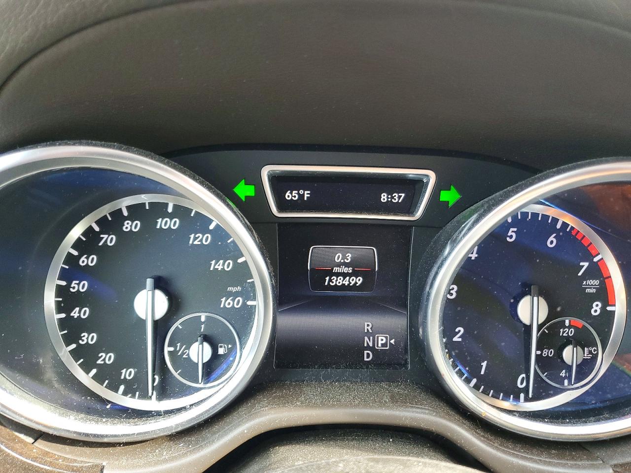 2015 Mercedes-Benz GL-Class VIN 4JGDF6EE9FA513883 COPART salvage auction — Minor Dent/Scratches, WV - CERTIFICATE OF TITLE (P), sold $2,400 on 2026-07-01 (photo 9)