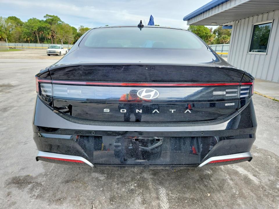 2025 Hyundai Sonata VIN KMHL54JJ7SA124708 COPART salvage auction — FRONT END, Salvage Title, sold $14,900 on 2026-07-22 (photo 6)