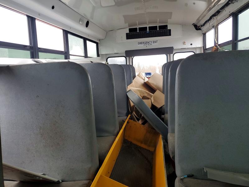 2016 Chevrolet Express 3500 VIN 1GB3GSBG8G1295226 COPART salvage auction — REAR END, Pa - Dealer Only Clean Title, sold $3,250 on 2026-07-09 (photo 6)