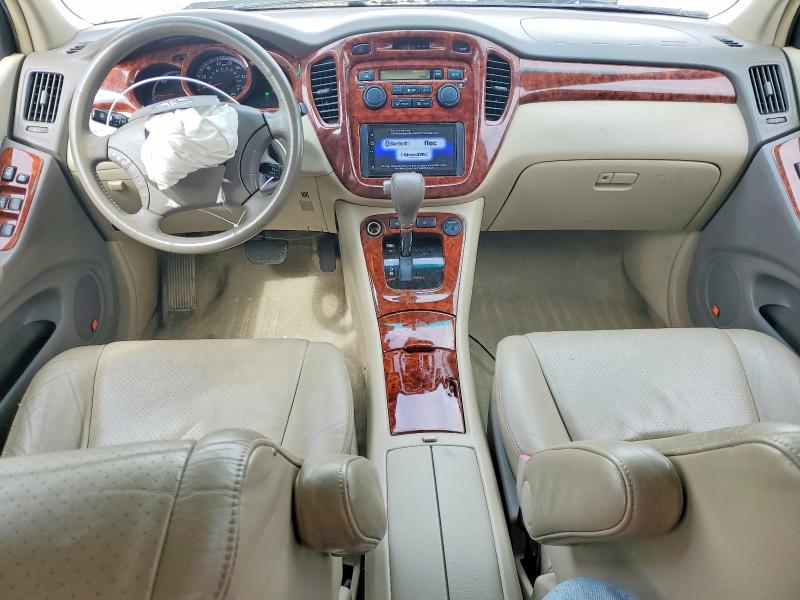 2006 Toyota Highlander hybrid VIN JTEEW21AX60019991 COPART salvage auction — REAR END, Or - Lien Papers Salvage, sold $200 on 2026-07-14 (photo 8)