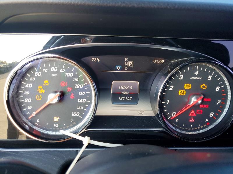 2017 Mercedes-benz E-class VIN WDDZF4JB4HA055978 COPART salvage auction — MINOR DENT/SCRATCHES, FL - CERTIFICATE OF TITLE, sold $7,000 on 2026-07-29 (photo 9)