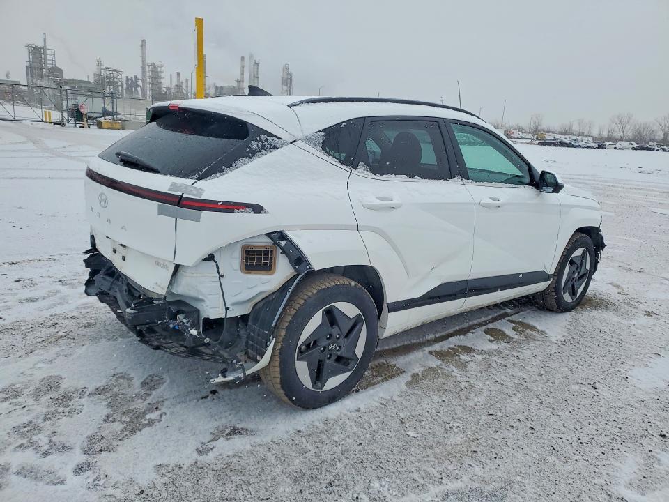 2025 Hyundai Kona VIN KM8HE3A69SU032395 COPART salvage auction — REAR END, Qc - Gravement Accidente, sold $13,800 on 2026-07-28 (photo 3)