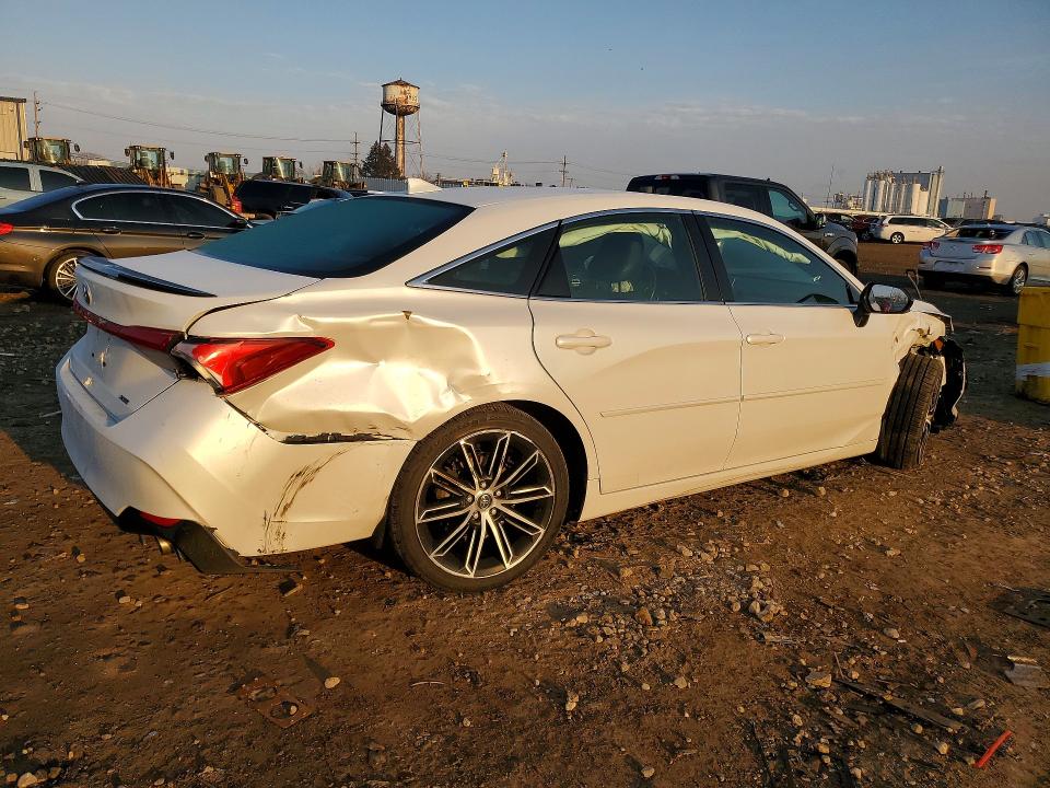 2020 Toyota Avalon VIN 4T1EZ1FB7LU048971 COPART salvage auction — FRONT END, Il - Salvage Certificate, sold $9,300 on 2026-08-24 (photo 3)