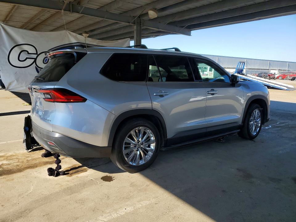 2024 Toyota Highlander VIN 5TDAAAB59RS037851 COPART salvage auction — Rear End, CA - SALVAGE CERTIFICATE, sold $18,700 on 2026-05-28 (photo 3)