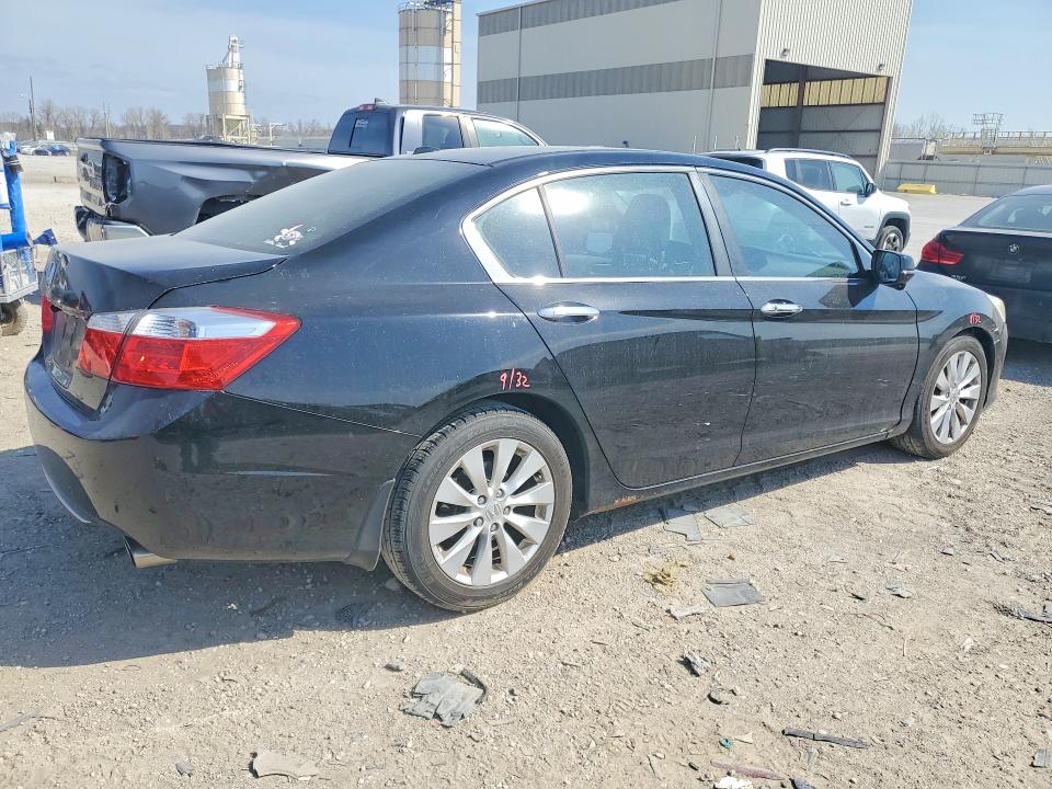 2014 Honda Accord VIN 1HGCR2F88EA064205 COPART salvage auction — FRONT END, Ks - Cert Of Title-Salvage, sold $1,250 on 2026-07-02 (photo 3)