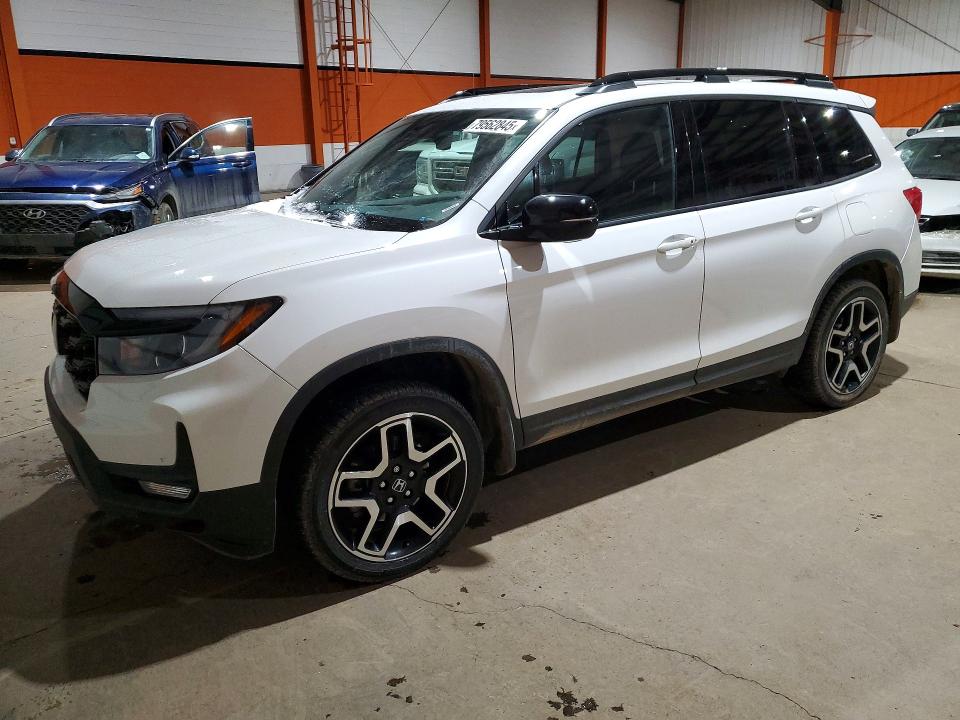 2023 Honda Passport VIN 5FNYF8H91PB503065 COPART salvage auction — FRONT END, Salvage Title, sold $6,800 on 2026-07-28 (photo 1)
