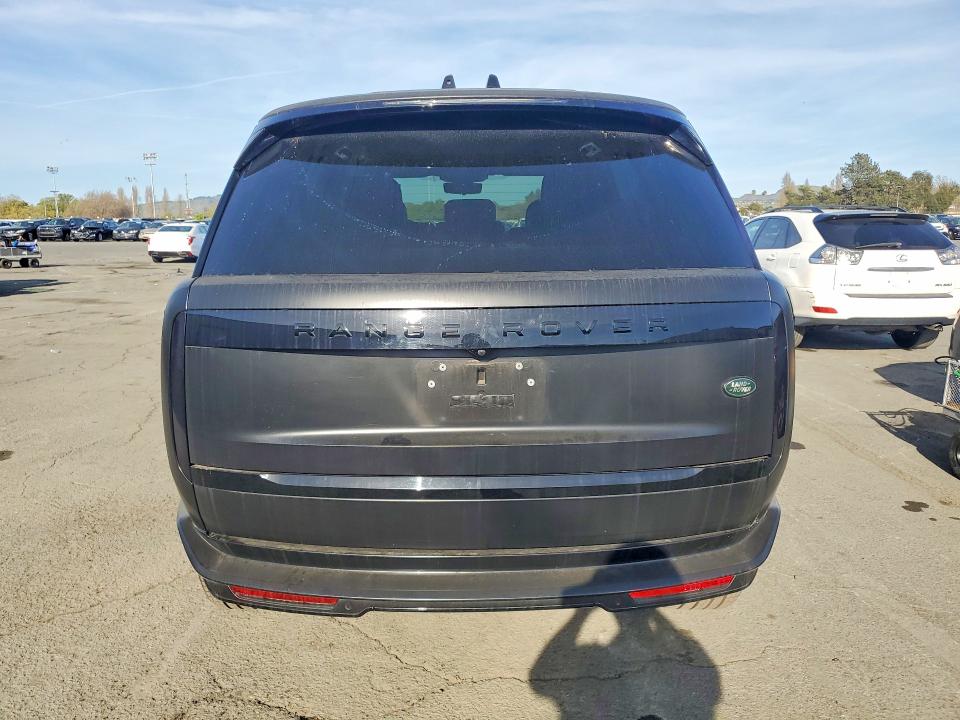 2023 Land rover RANGE ROVER VIN SALKPBFU8PA043251 COPART salvage auction — MINOR DENT/SCRATCHES, Ca - Salvage Certificate, sold $70,500 on 2026-07-30 (photo 6)