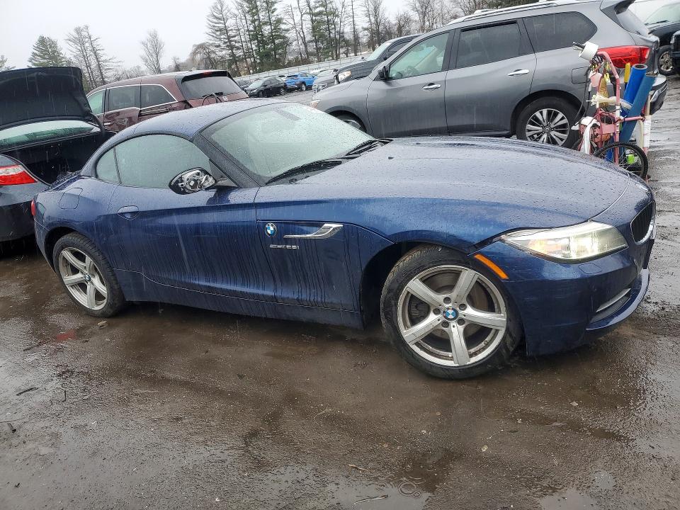 2014 BMW Z4 VIN WBALL5C52EJ105016 COPART salvage auction — FRONT END, Md - Cert Of Salvage > 75% Damage, sold $3,550 on 2026-07-13 (photo 4)