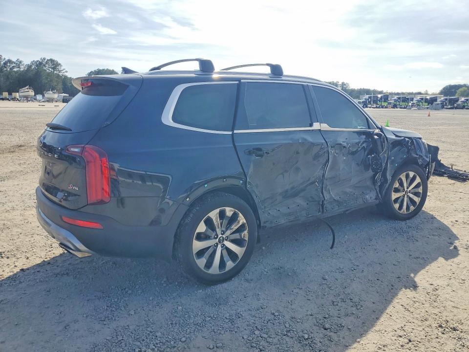 2020 Kia Telluride VIN 5XYP64HC8LG080312 COPART salvage auction — SIDE, Nc - Salvage Certificate Of Title, sold $3,650 on 2026-07-06 (photo 3)