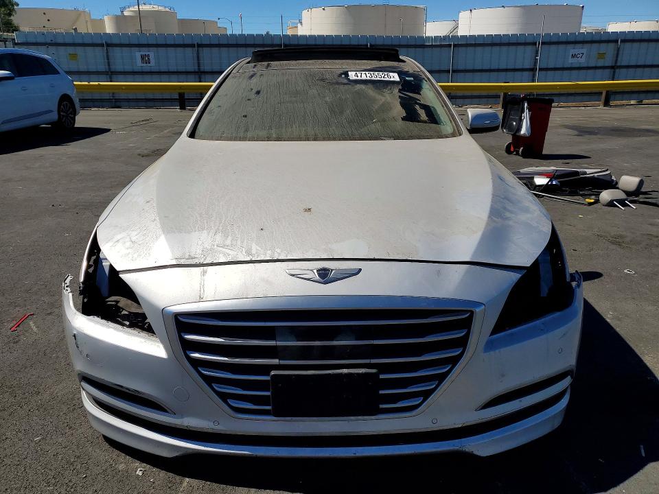 2015 Hyundai Genesis VIN KMHGN4JE5FU035826 COPART salvage auction — VANDALISM, Salvage Title, sold $1,350 on 2026-07-20 (photo 5)
