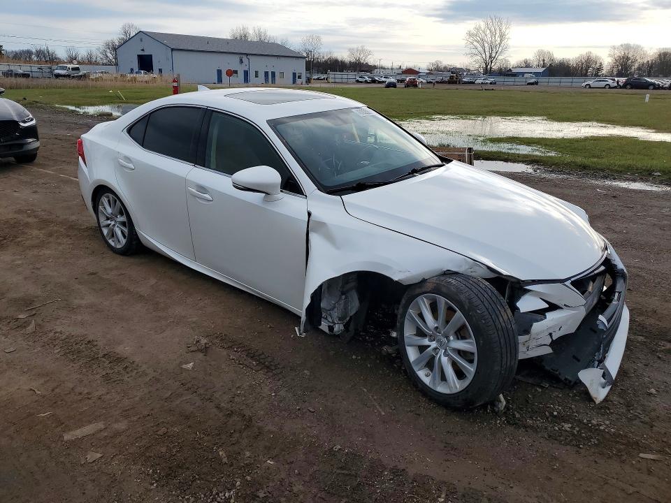 2014 Lexus Is VIN JTHCF1D22E5012561 COPART salvage auction — FRONT END, Salvage Title, sold $1,750 on 2026-07-16 (photo 4)