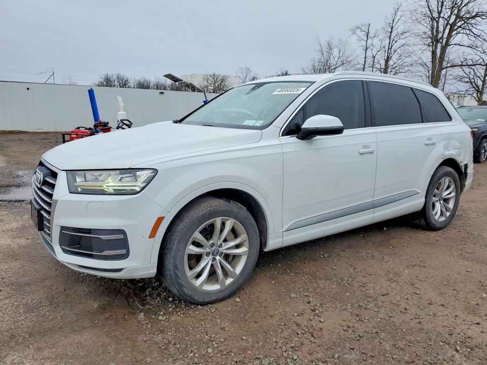 2019 Audi Q7 VIN WA1AHAF72KD047625 — COPART salvage auction photo
