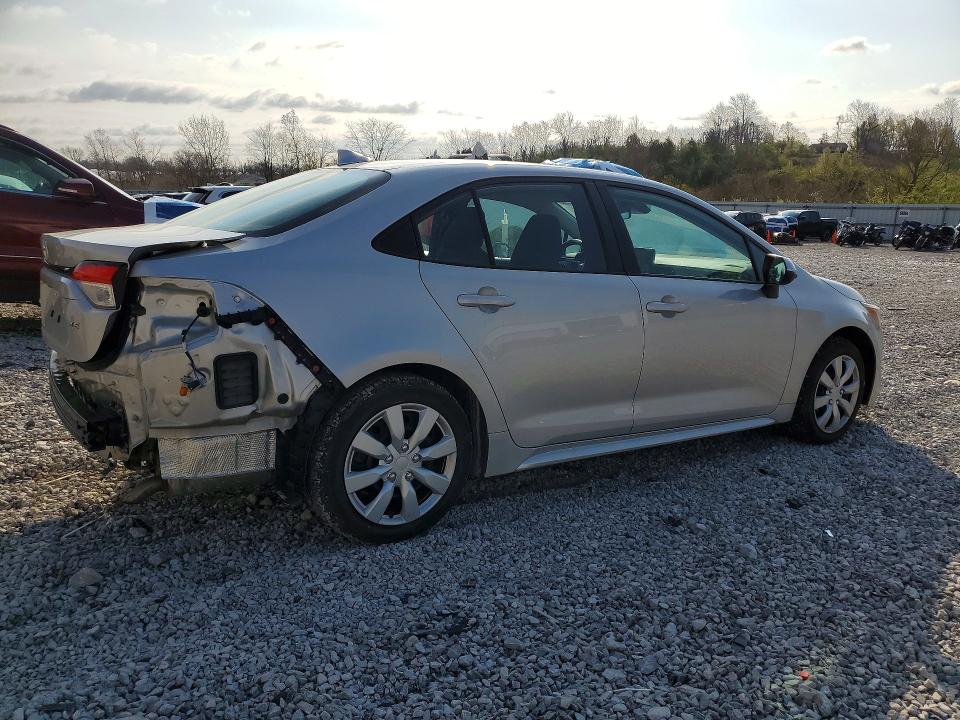 2022 Toyota Corolla VIN 5YFEPMAE4NP330093 COPART salvage auction — REAR END, OH - CERT OF TITLE-SALVAGE, sold $6,400 on 2026-07-31 (photo 3)