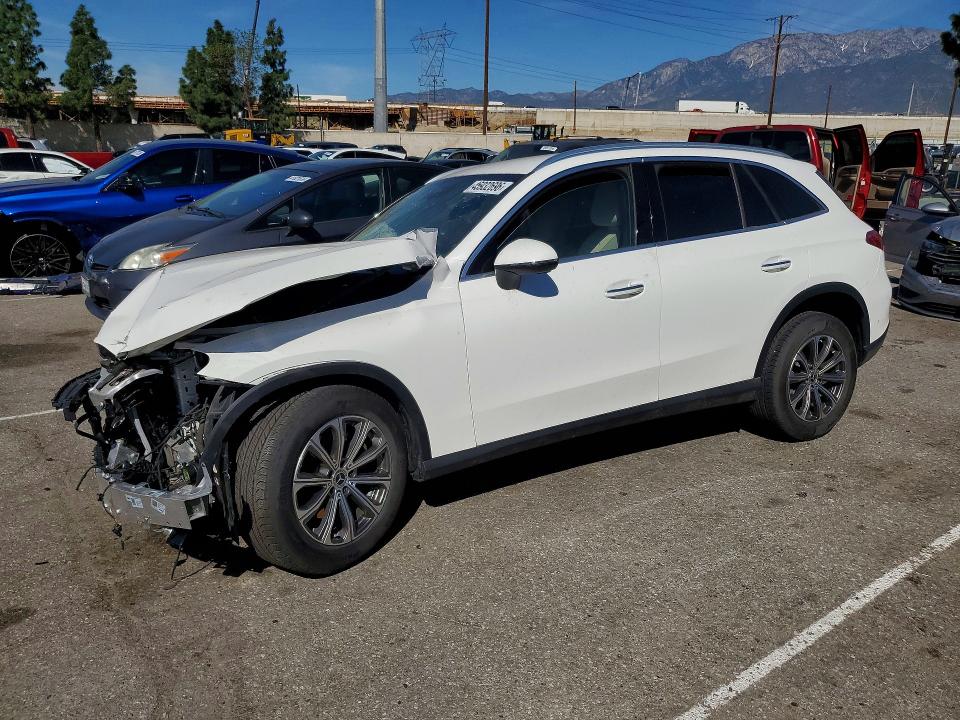 2024 Mercedes-benz Glc VIN W1NKM4HB1RF171546 COPART salvage auction — FRONT END, CA - DIS/DLR/EXP ONLY CLEAN TITLE, sold $9,000 on 2026-07-08 (photo 1)