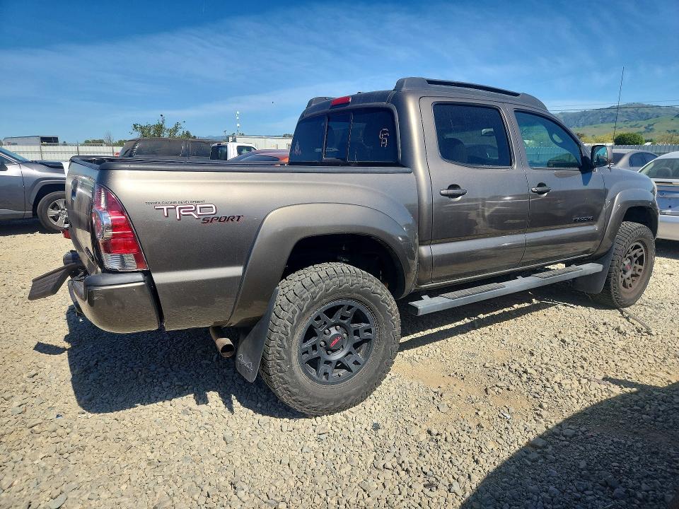 2009 Toyota Tacoma VIN 5TELU42N59Z615318 COPART salvage auction — REAR END, CA - SALVAGE CERTIFICATE, sold $2,800 on 2026-07-21 (photo 3)