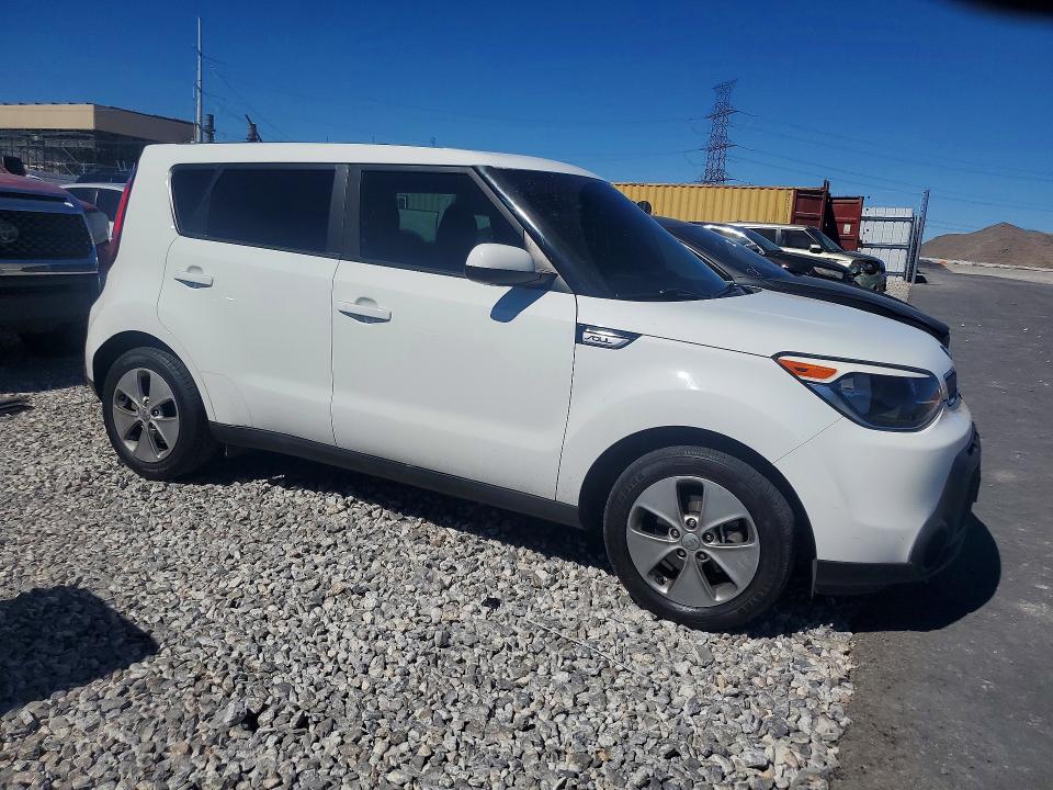 2016 Kia Soul VIN KNDJN2A23G7348183 COPART salvage auction — VANDALISM, Nv - Salvage Title, sold $1,750 on 2026-07-20 (photo 4)