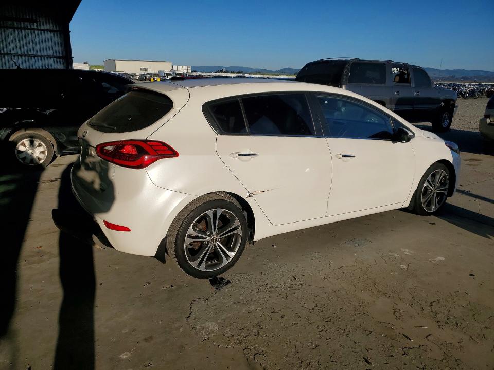 2015 Kia VIN KNAFX5A80F5287565 COPART salvage auction — REAR END, Salvage Title, sold $650 on 2026-07-23 (photo 3)