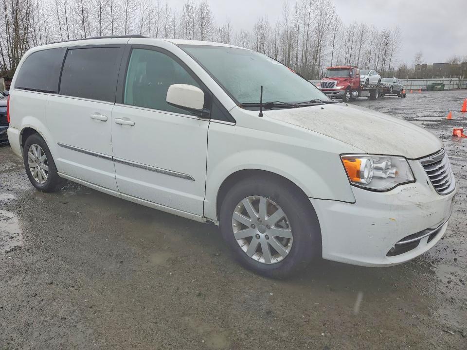 2015 Chrysler VIN 2C4RC1BG0FR571047 COPART salvage auction — FRONT END, Wa - Cert Of Ownership-Rebuilt, sold $625 on 2026-07-20 (photo 4)