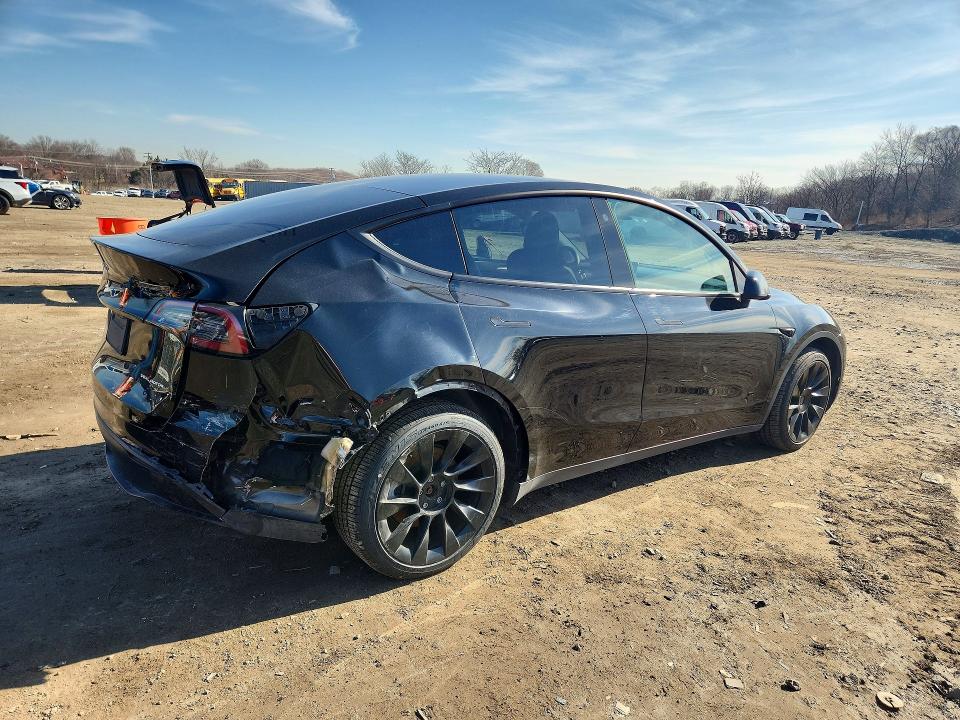 2023 Tesla Model y VIN 7SAYGDEE3PF607258 COPART salvage auction — REAR END, Id - Salvage Certificate Of Title, sold $12,600 on 2026-07-09 (photo 3)