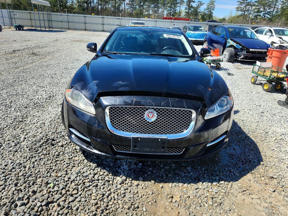 2014 Jaguar Xj VIN SAJWA2GT9EMV62161 COPART salvage auction — WATER/FLOOD, Ga - Cert Of Title-Flood Salvage, sold $2,250 on 2026-07-07 (photo 5)