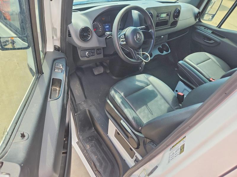 2020 Mercedes-benz Sprinter VIN W1W4ECHY2LT039419 COPART salvage auction — REAR END, Tx - Certificate Of Title (P), sold $16,900 on 2026-07-09 (photo 8)