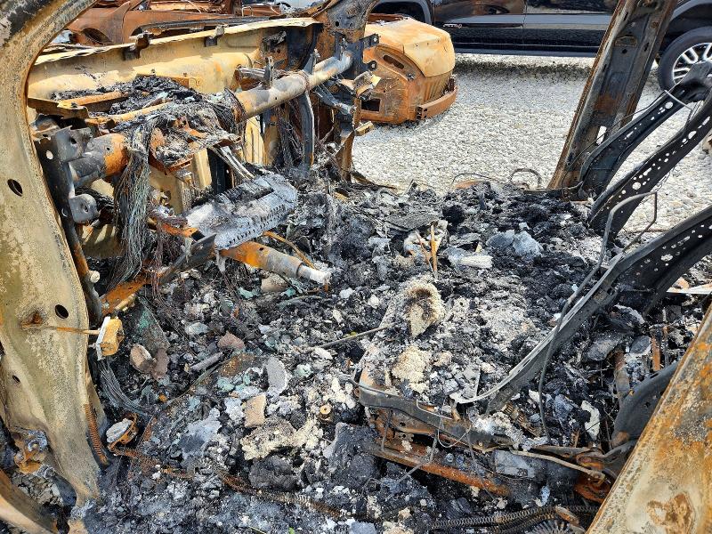 2026 Chevrolet Silverado VIN 1GCUKGEL1TZ197171 COPART salvage auction — BURN, MI - SCRAP CERTIFICATE OF TITLE, sold $200 on 2026-07-02 (photo 7)