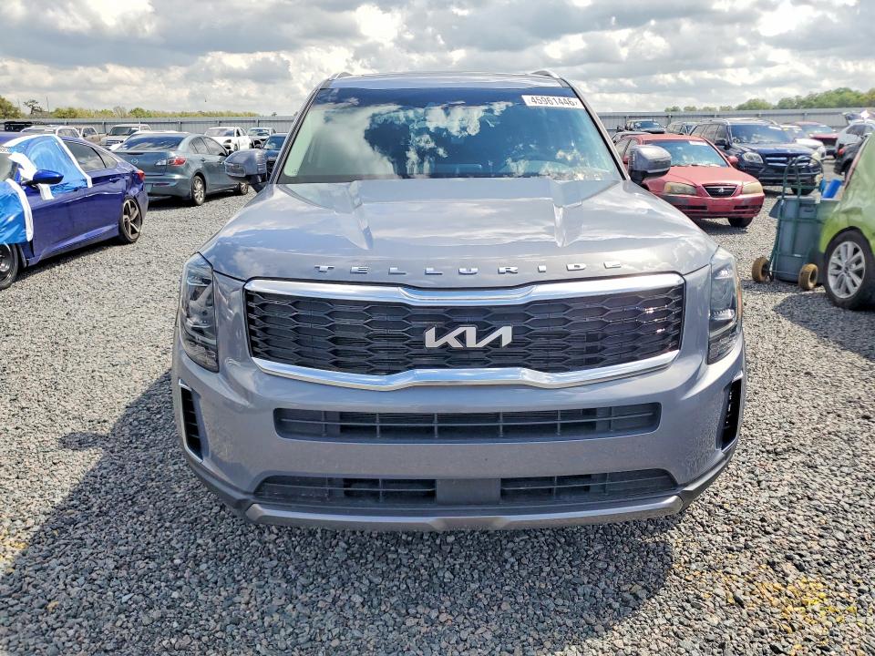 2022 Kia Telluride VIN 5XYP6DHC8NG293196 COPART salvage auction — SIDE, Fl - Cert Of Title Slvg Rebuildable, sold $8,100 on 2026-07-28 (photo 5)