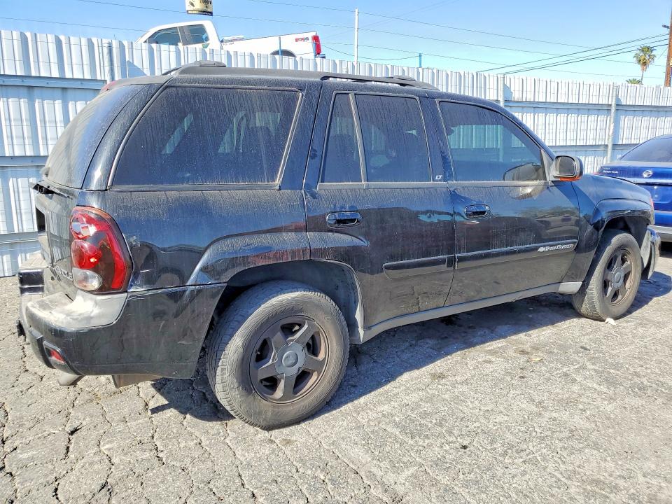 2004 Chevrolet Trailblazer VIN 1GNDS13S742248259 COPART salvage auction — FRONT END, CA - SALVAGE CERTIFICATE, sold $350 on 2026-07-09 (photo 3)