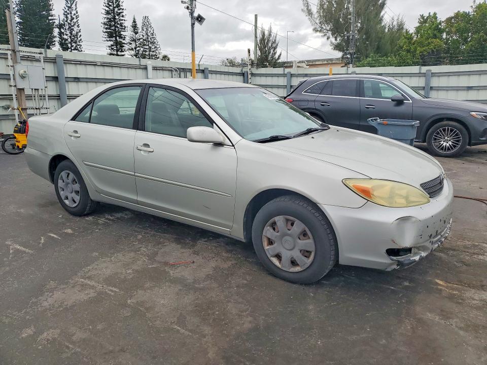 2004 Toyota Camry VIN JTDBE32K640272195 COPART salvage auction — FRONT END, Fl - Certificate Of Destruction, sold $300 on 2026-07-08 (photo 4)
