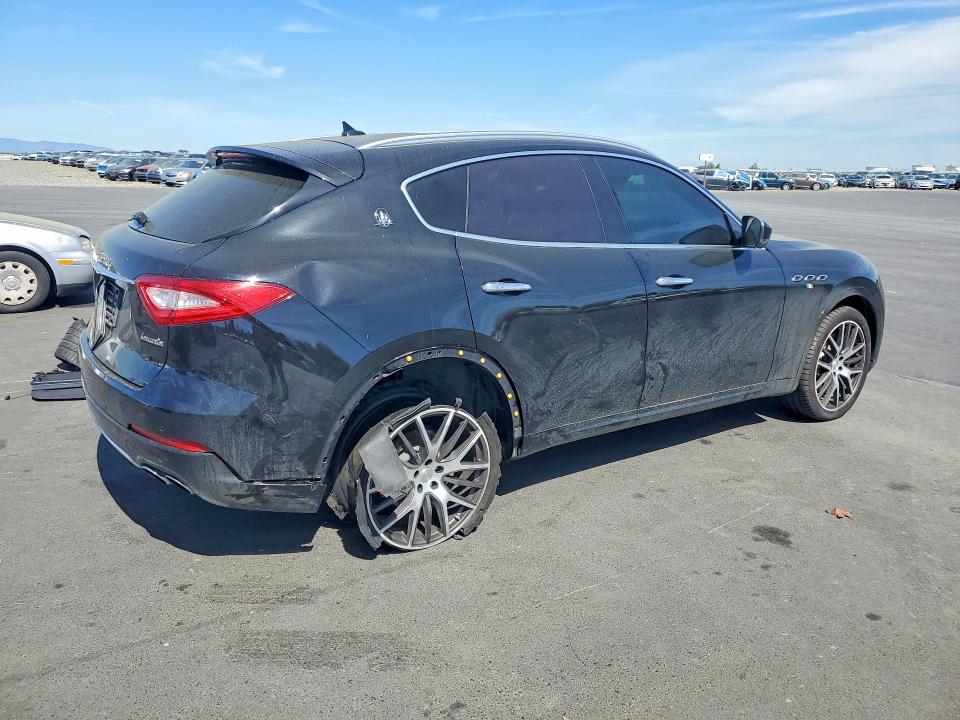 2017 Maserati Levante VIN ZN661YUL9HX253605 COPART salvage auction — UNDERCARRIAGE, CA - SALVAGE CERTIFICATE, sold $4,150 on 2026-07-22 (photo 3)
