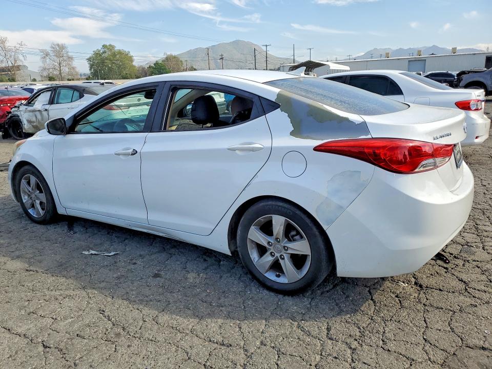 2013 Hyundai Elantra VIN 5NPDH4AE5DH256283 COPART salvage auction — VANDALISM, Salvage Title, sold $850 on 2026-07-30 (photo 2)