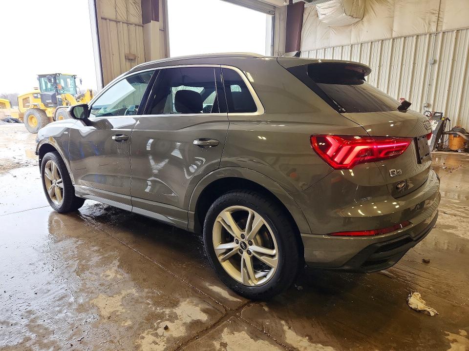 2021 Audi Q3 VIN WA1DECF39M1017816 COPART salvage auction — FRONT END, Wi - Cert Of Title-Salvage Vehicle, sold $9,600 on 2026-07-13 (photo 2)