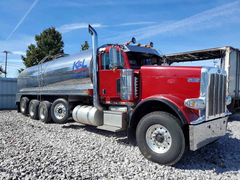 2017 Peterbilt 389 VIN 1NPXGGGG40D479577 — COPART salvage auction photo