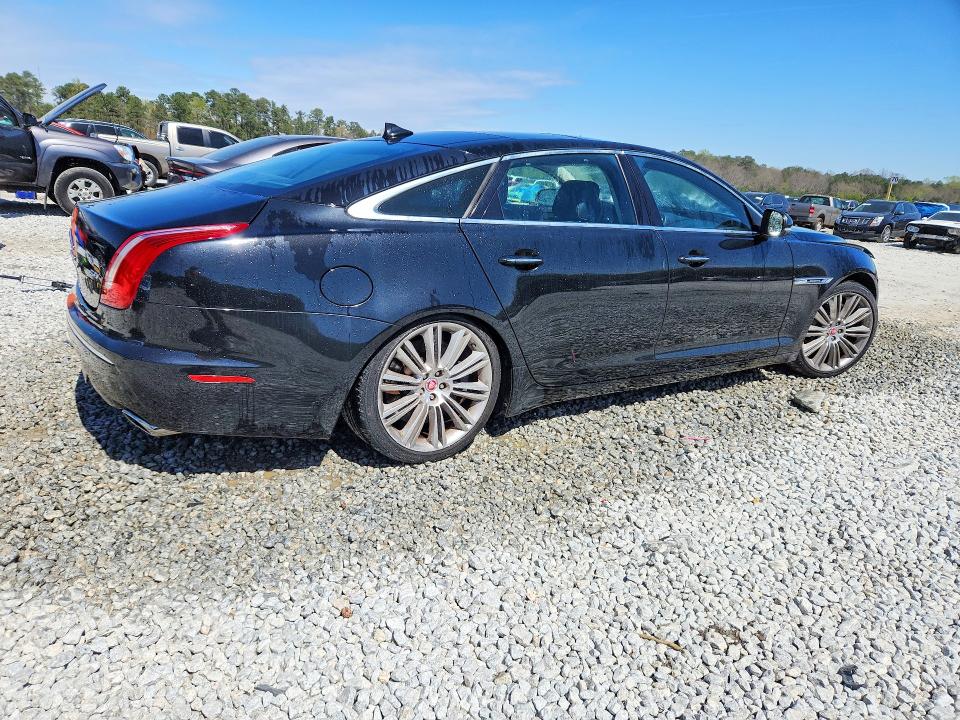 2014 Jaguar Xj VIN SAJWA2GT9EMV62161 COPART salvage auction — WATER/FLOOD, Ga - Cert Of Title-Flood Salvage, sold $2,250 on 2026-07-07 (photo 3)