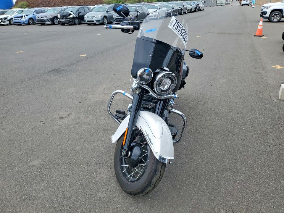 2025 Harley-davidson Flhc VIN 1HD1YA919SB019182 COPART salvage auction — REAR END, HI - CERTIFICATE OF SALVAGE, sold $2,600 on 2026-07-27 (photo 2)