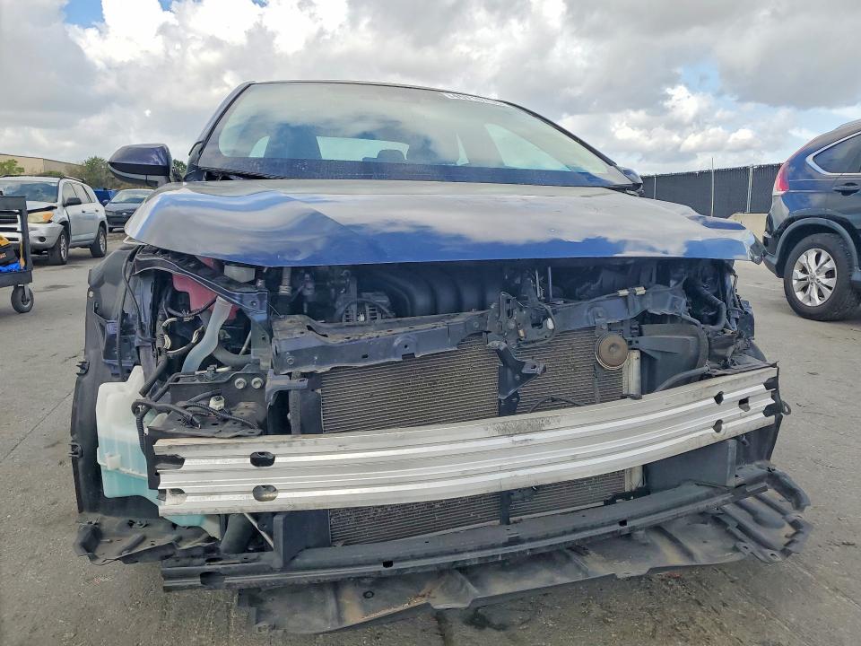 2022 Toyota Corolla VIN 5YFEPMAE4NP316422 COPART salvage auction — FRONT END, Salvage Title, sold $4,300 on 2026-07-26 (photo 5)