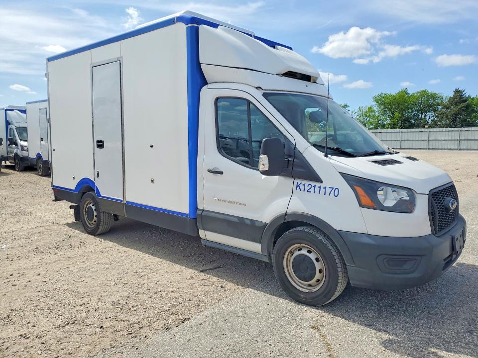 2021 Ford Transit VIN 1FDBW5Z81MKA93159 COPART salvage auction — NORMAL WEAR, Tx - Certificate Of Title, sold $17,000 on 2026-07-30 (photo 4)