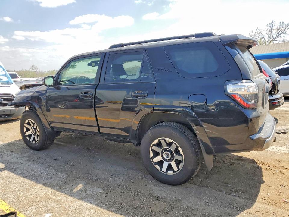 2023 Toyota 4runner VIN JTERU5JRXP6141456 COPART salvage auction — FRONT END, Id - Salvage Certificate Of Title, sold $17,300 on 2026-07-27 (photo 2)