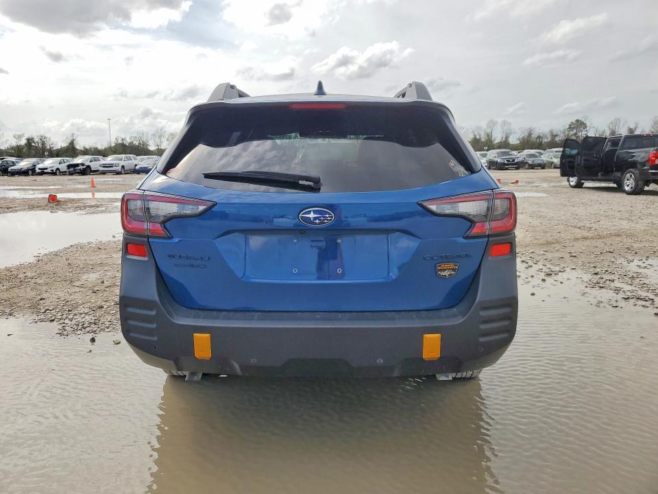 2025 Subaru Outback VIN 4S4BTGUD9S3166892 COPART salvage auction — ROLLOVER, Tx - Salvage Vehicle Title, sold $11,400 on 2026-07-09 (photo 6)